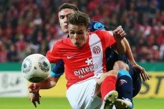 巴塞罗那3-1力克拜仁，梅西梅西双响助西甲对决取胜